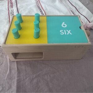 Lovevery Wooden Counting Box Toy - Yellow and Blue